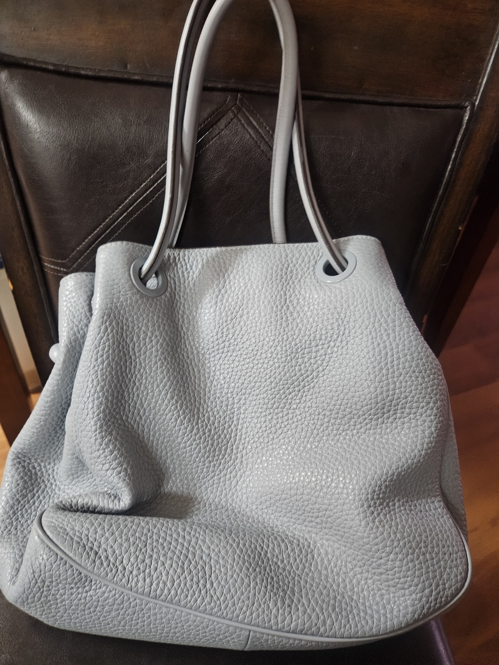 Michael Kors Light Grey Leather Drawstring Shoulder Bag - Picture 5 of 5